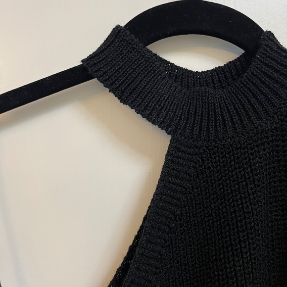 Made in Italy Black Knit Asymmetrical Halter Top 100% Cotton Size S - Picture 3 of 10